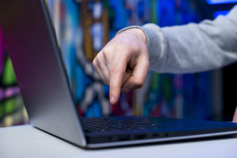 9 things to consider when choosing off the shelf software